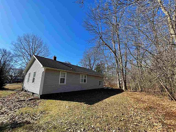 2nd image of 3 Harrington Ct