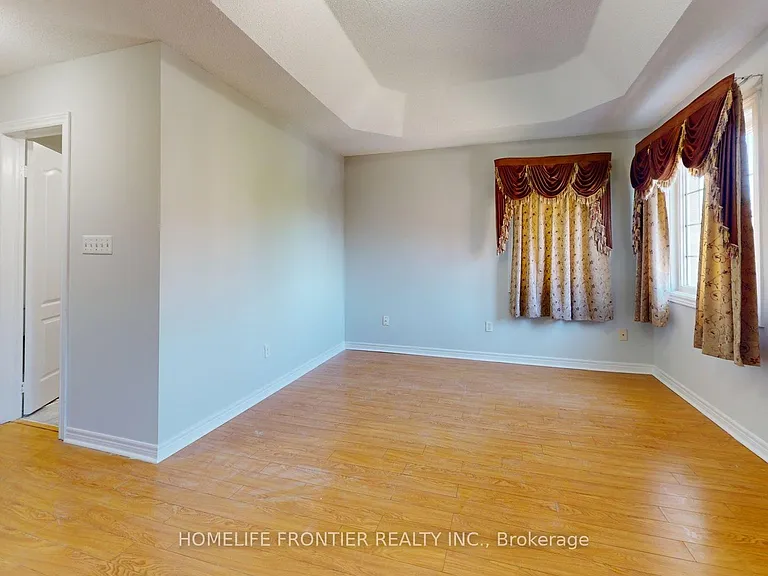 25 Rocky Point Cres — Photo 11