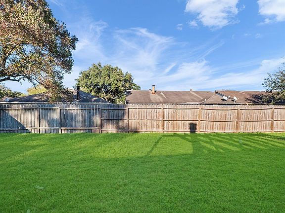 4th image of 17135 Quail Park Dr
