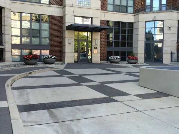 2020 12th St NW APT 406, Washington, DC 20009
