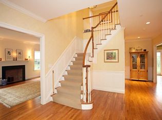 1 Richardson Ln, Harrison, NY 10528