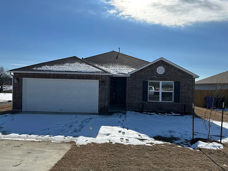 8307 E Queens St — Photo 3