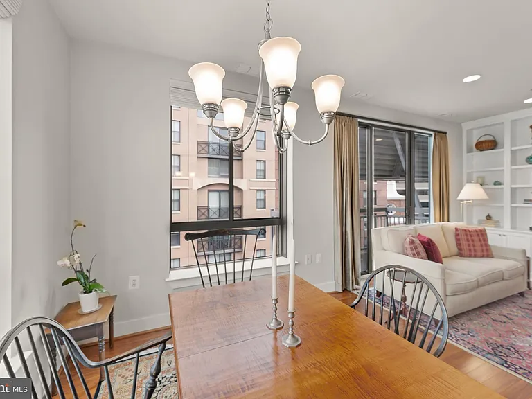 1200 N Hartford St #601 — Photo 12