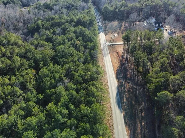 5493 Judge Brown Rd, Valley, AL 36854