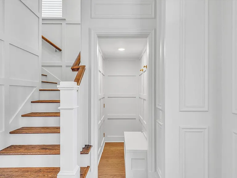 158 Bluffside Cir — Photo 4