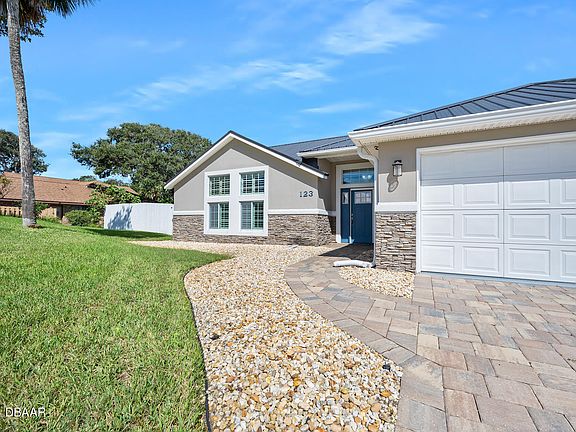 2nd image of 123 Sand Dunes Dr
