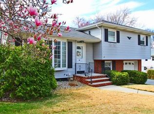 16 Iris Pl, Woodbridge, NJ