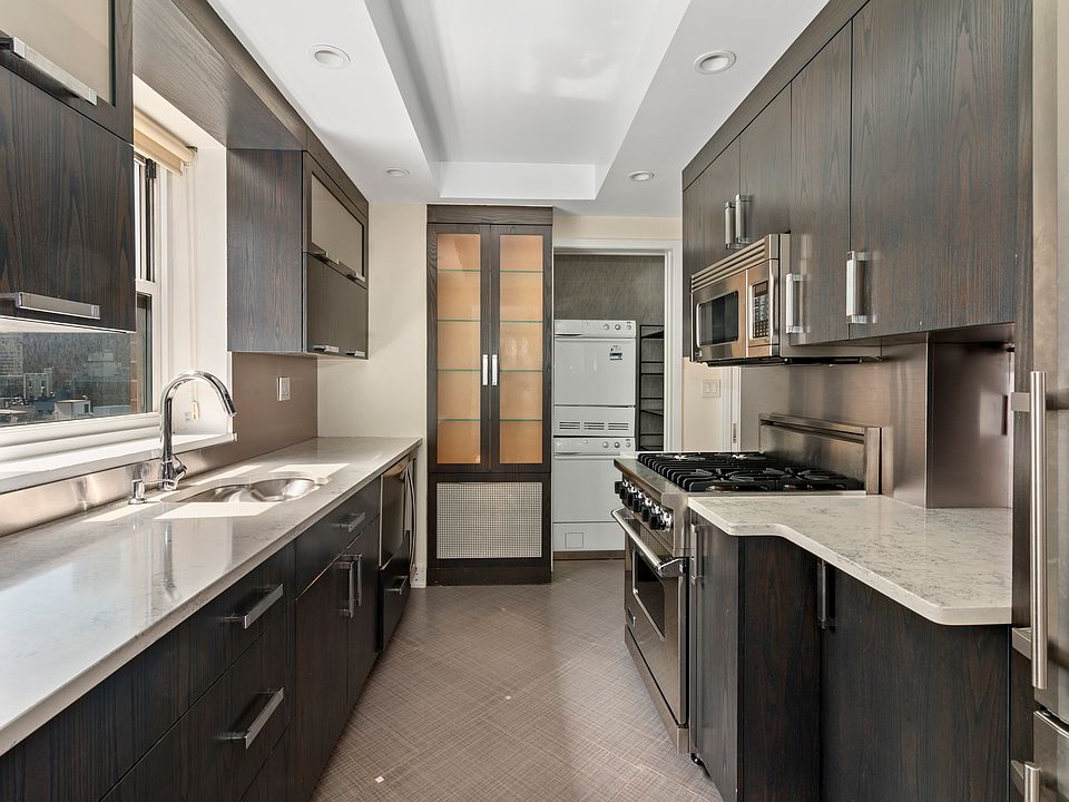 1st image of 130 E 63rd St APT 9C