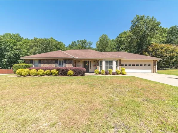 75 Lee Road 518, Phenix City, AL 36870