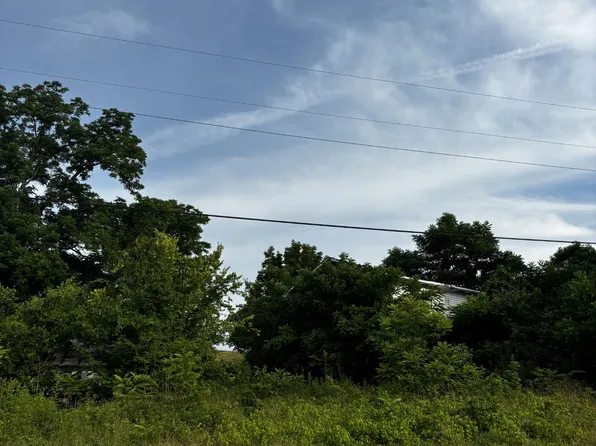 390 Buckner Loop, Cumberland Furnace, TN 37051