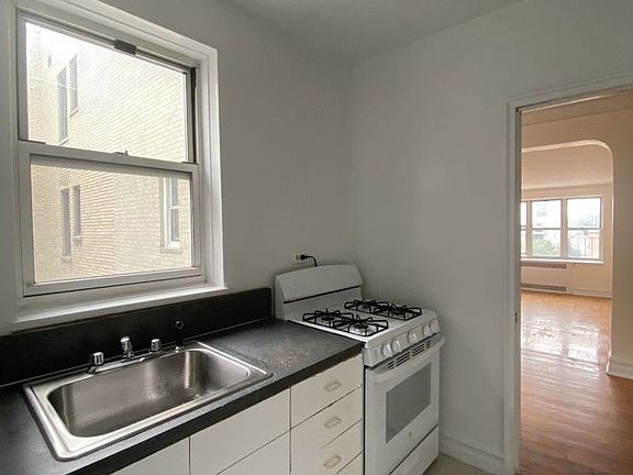 3rd image of 1775 E 18th St APT 5N