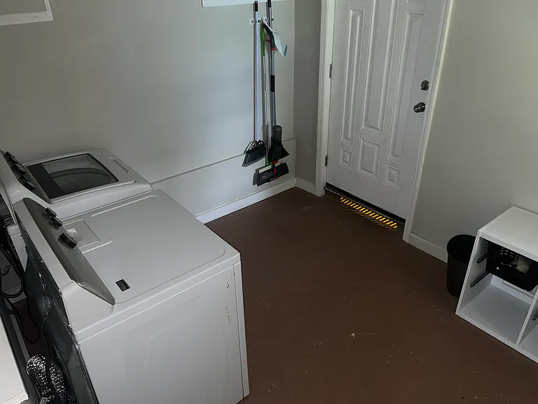1001 Rue Max St — Photo 13