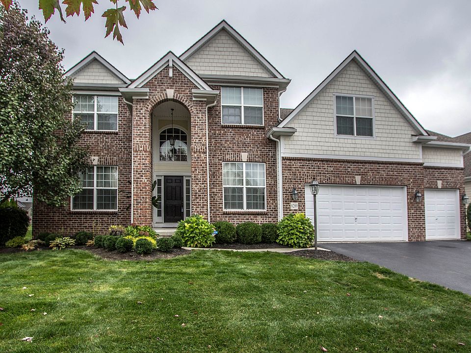 Front/3 car garage