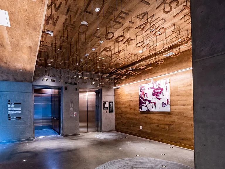 Press House — Photo 14