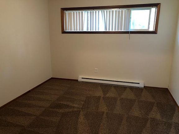 5th image of 6120 NE Hazel Dell Ave