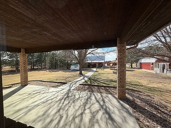 3rd image of 3815 N Bluestem Dr