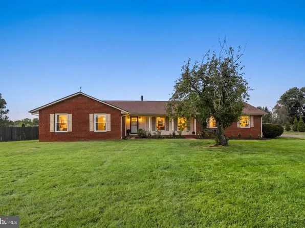 11544 Kings Hill Rd, Bealeton, VA 22712