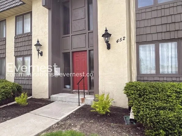 452 W 104th St Unit D, Kansas City, MO 64114