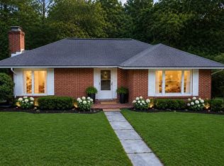 16 Whitmore St, Lexington, VA 24450