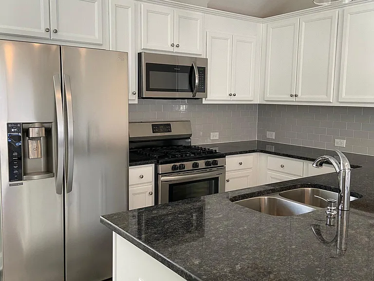 132 Manordale Dr — Photo 5