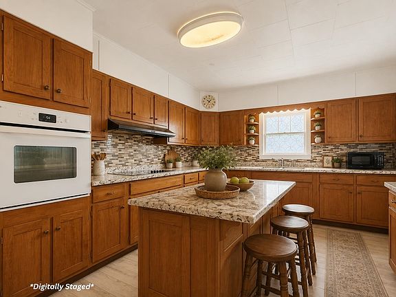 3rd image of 87 Colby Street