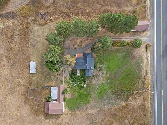 3rd image of 12621 E Palouse Hwy