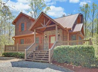 200 Darian Way, Ellijay, GA 30540
