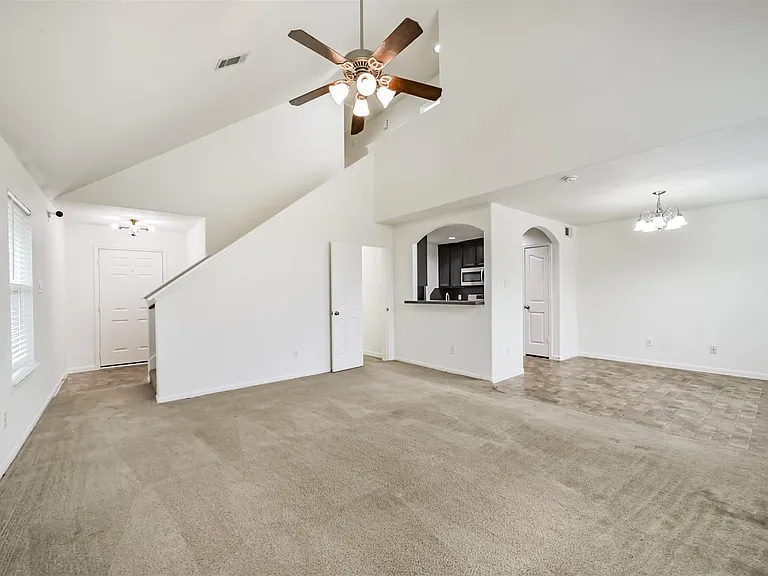 9334 Valley Tree Ln — Photo 5