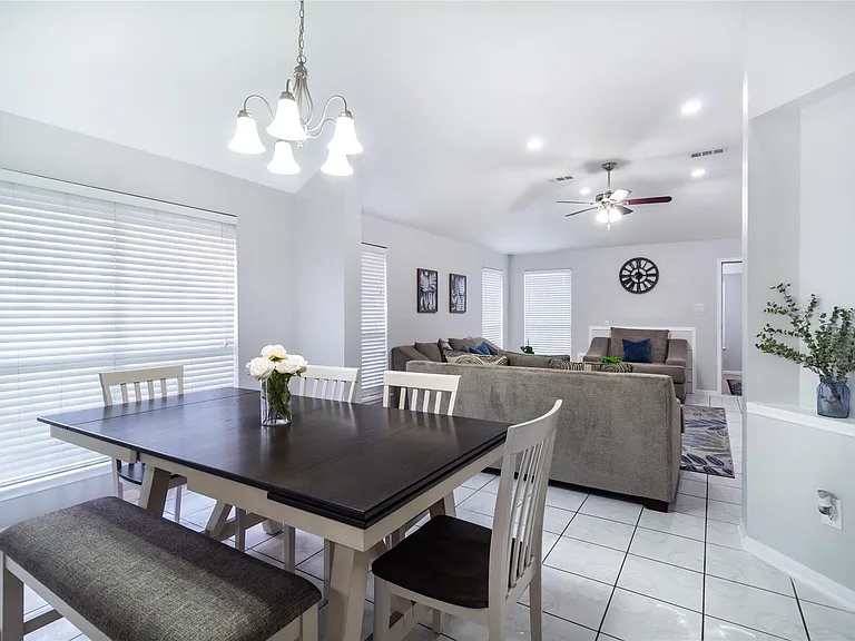 13414 Creek Springs Dr — Photo 6