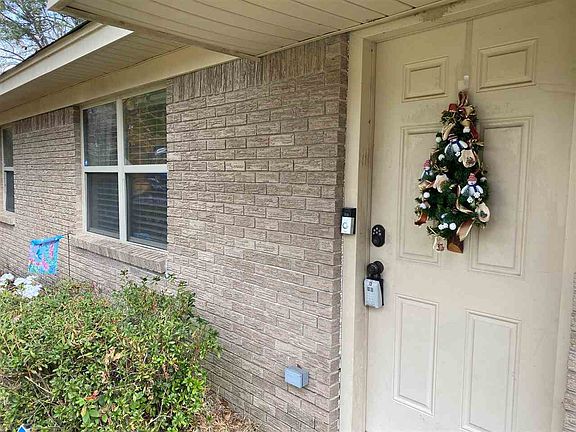 3rd image of 3400 Dogwood St