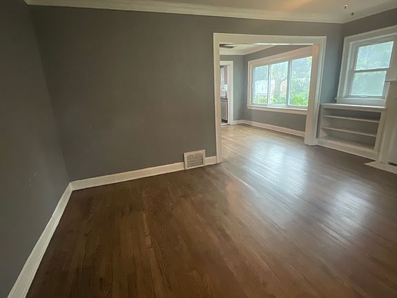 3rd image of 5811 Woodland Ave