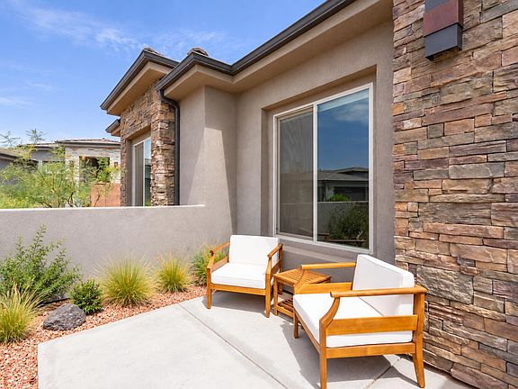 4th image of 544 W Fitness Way