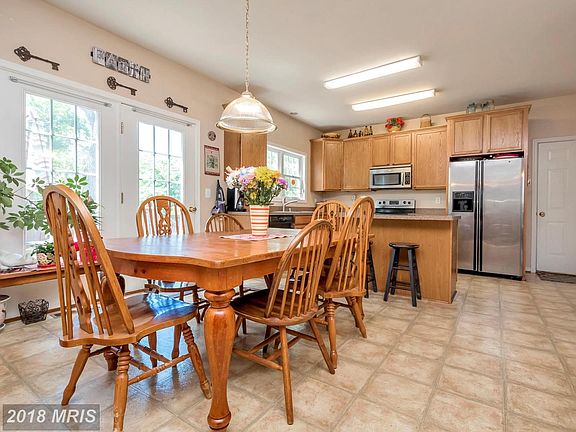 Breakfast Room