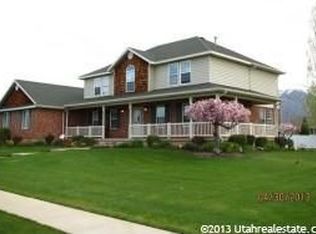 462 Carriage Ln, Kaysville, UT 84037