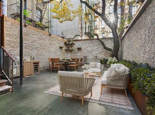 453 W 56th St, New York, NY 10019
