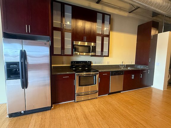 4th image of 317 S Elm St APT 501