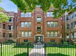711 W Montrose Ave #3E, Chicago, IL 60613