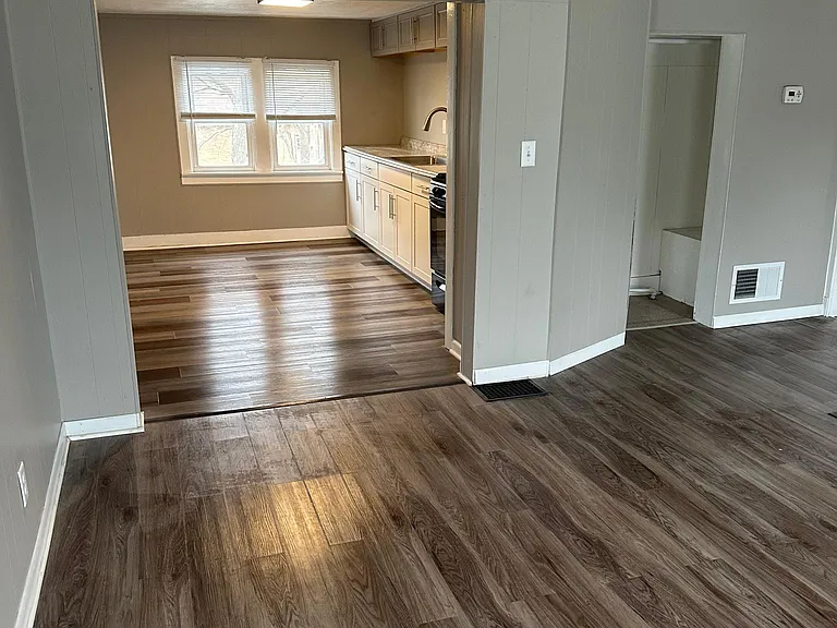 295 S Wabash Ave #2 — Photo 3