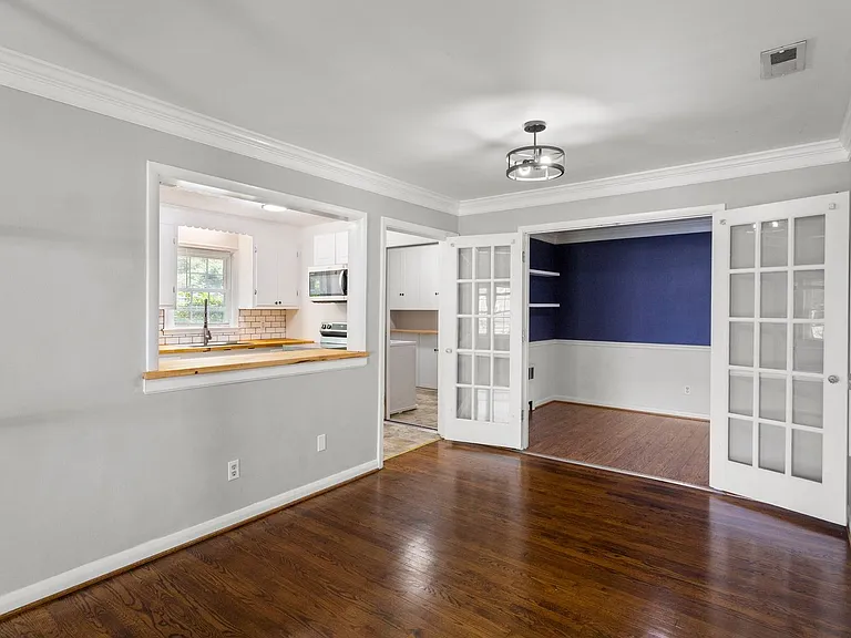 1201 Roberts Rd — Photo 4