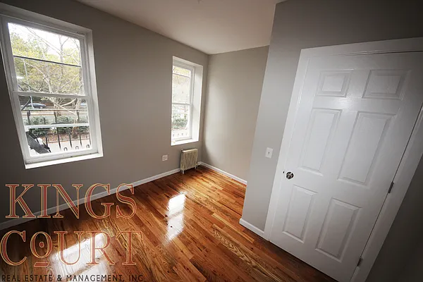 Rented by Kings Court Real Estate | media 23