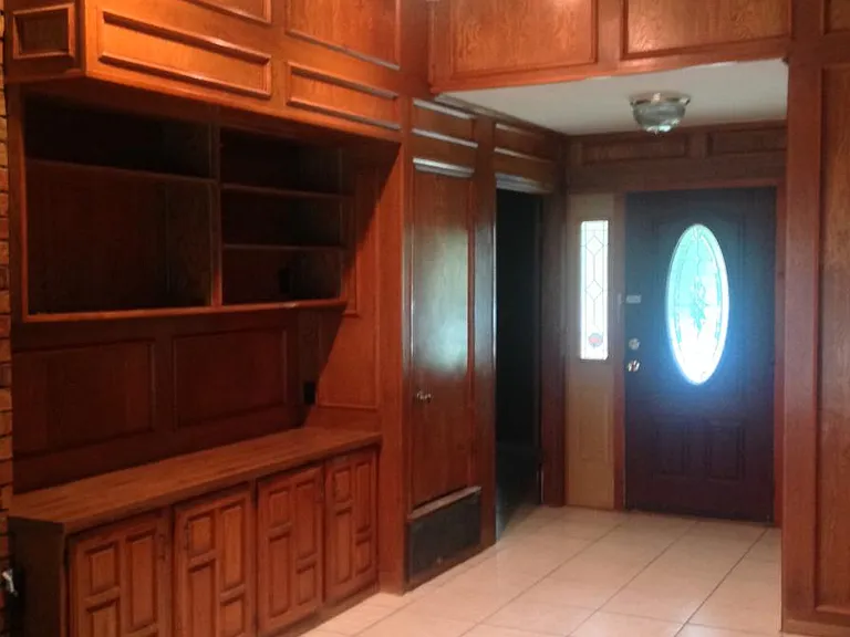 1103 Meadow Crest Ln — Photo 11