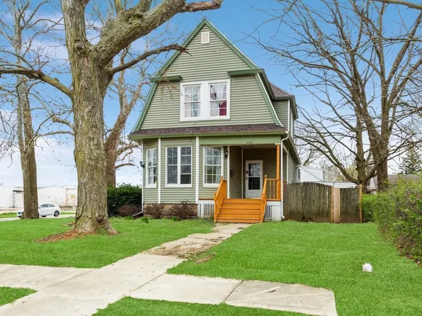 200 Avenue E, Rochelle, IL 61068