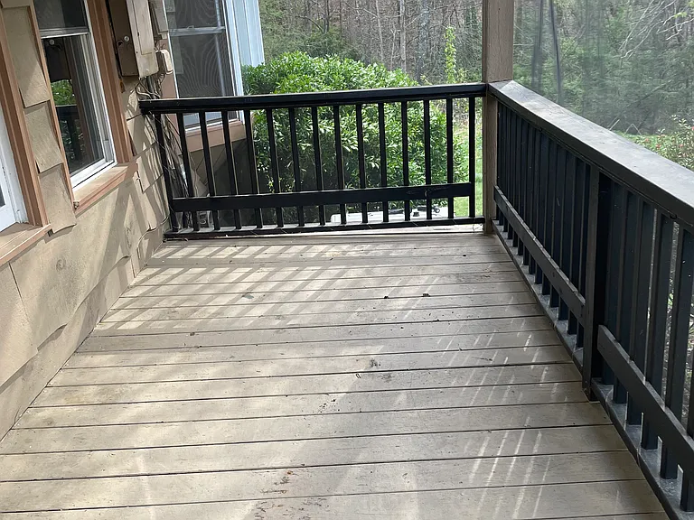 screened in porch