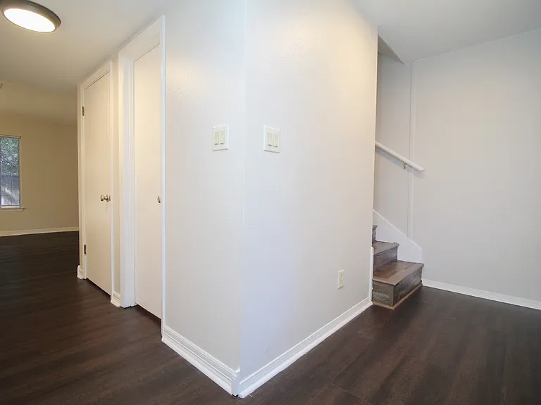 7225 Dogwood Terrace Dr #A — Photo 3
