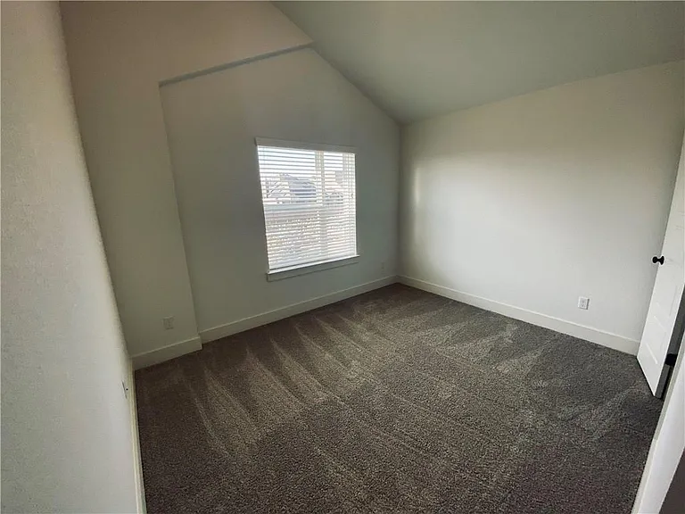 5160 N A W Grimes Blvd #28 — Photo 16