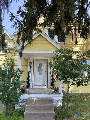 2nd image of 2442 Ida Dr