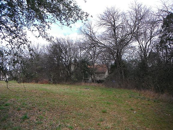 5th image of 2801 Sunridge Dr