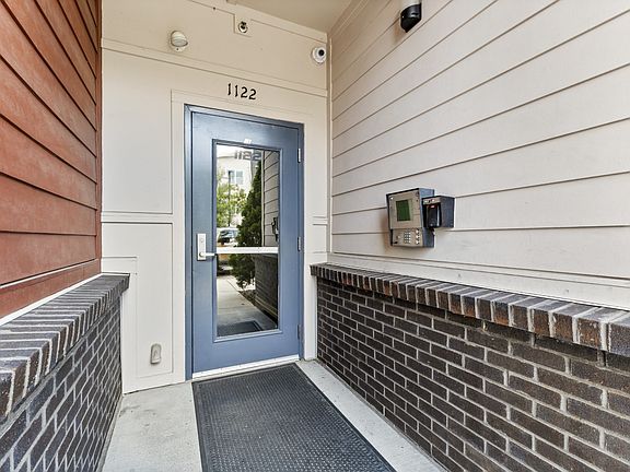 5th image of 1122 Litton Ave APT 217