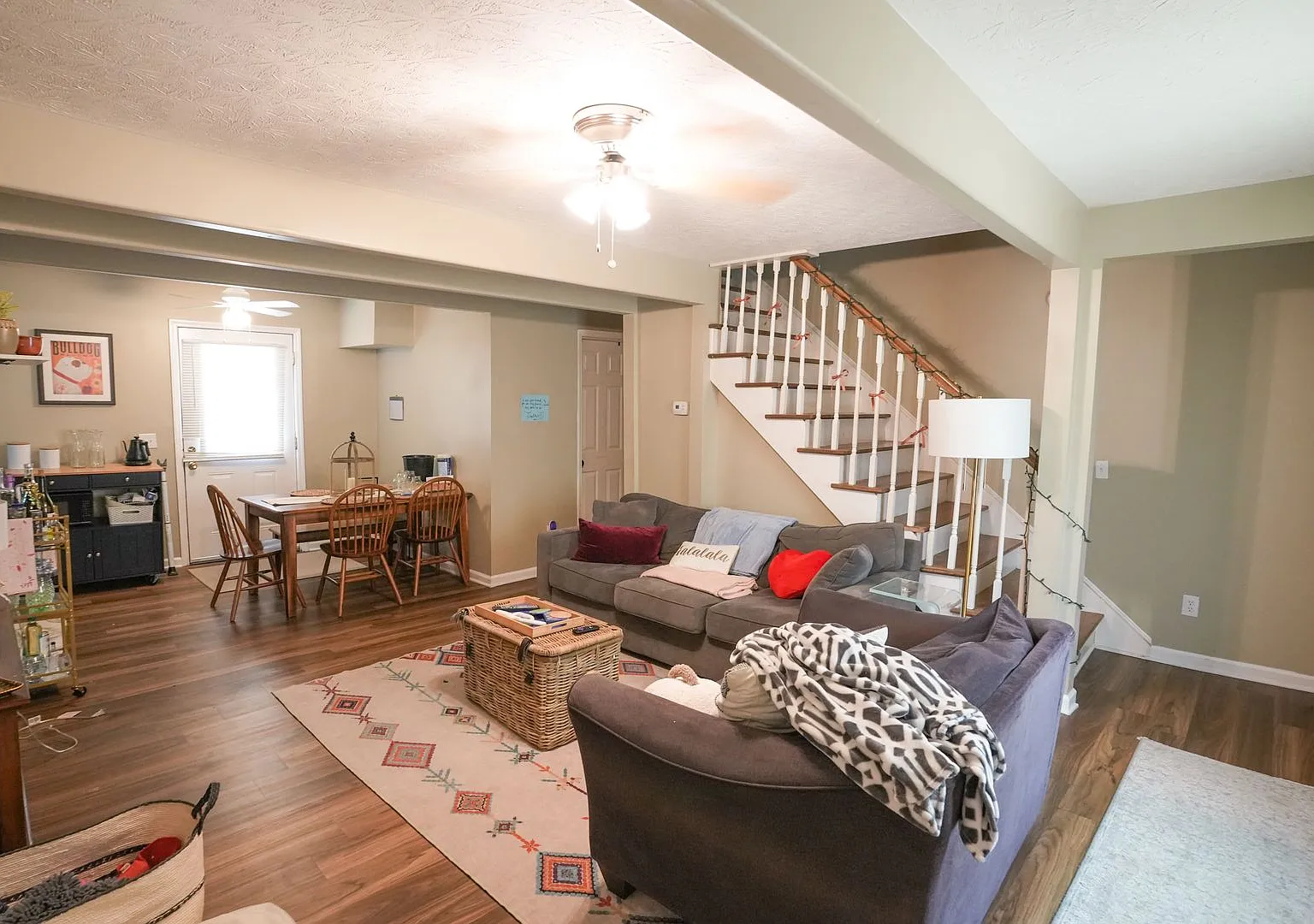 5 Bedroom Available For Pre lease! — Photo 1