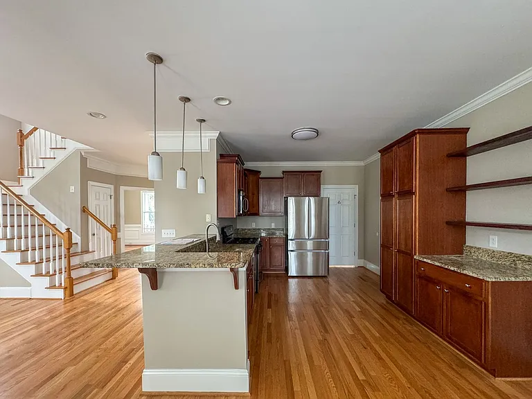709 Kensington Park Rd — Photo 13